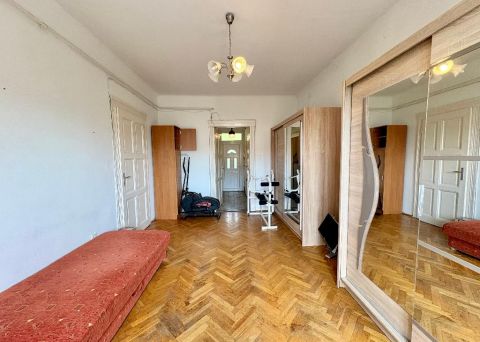 Eladó Lakás 1101 Budapest 10. kerület , 1101 Budapest 10, Gyárdűlő