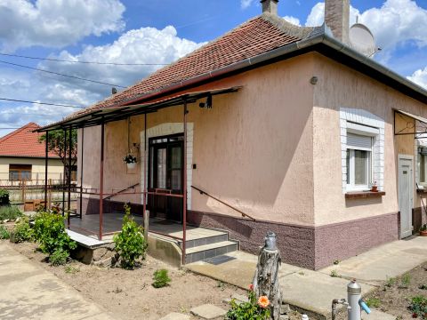 Eladó Ház 6521 Vaskút , csendes utcájában