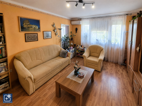 Eladó Lakás 6000 Kecskemét Belvárosi lakás