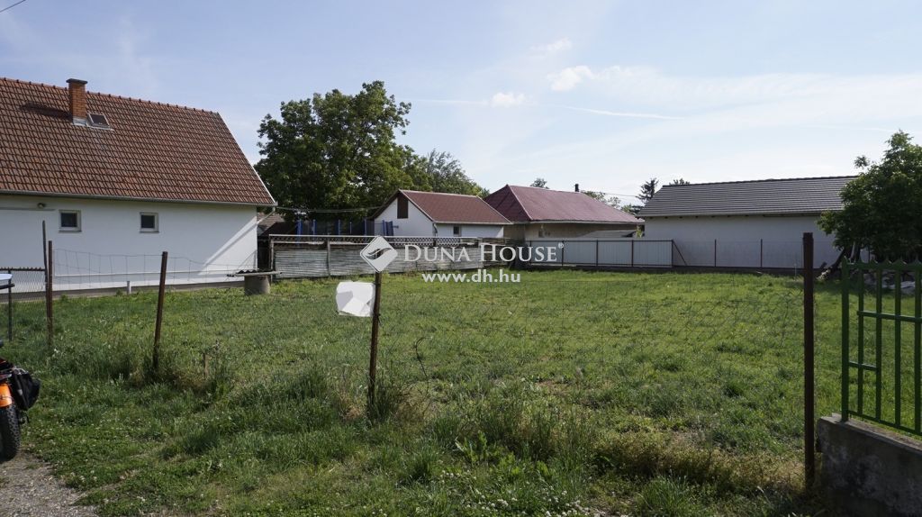 3388 Poroszló — 1/2