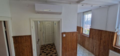 Eladó Lakás 2500 Esztergom 