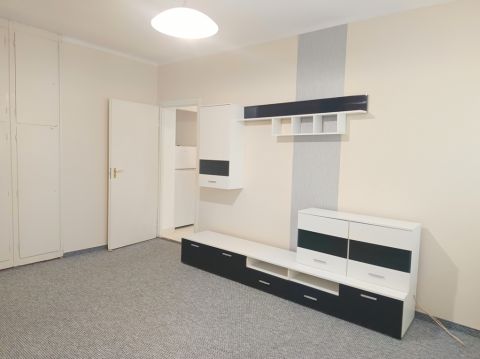 Eladó Lakás 7400 Kaposvár 