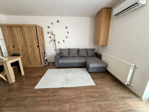 Kiadó Lakás 7623 Pécs 