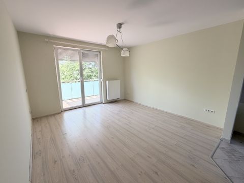Eladó Lakás 1105 Budapest 10. kerület , Csősztorony közelében