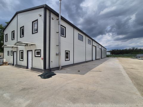 Eladó Ipari 2141 Csömör Réz utca