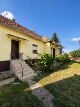 Eladó Ház 8449 Magyarpolány , Dózsa utca