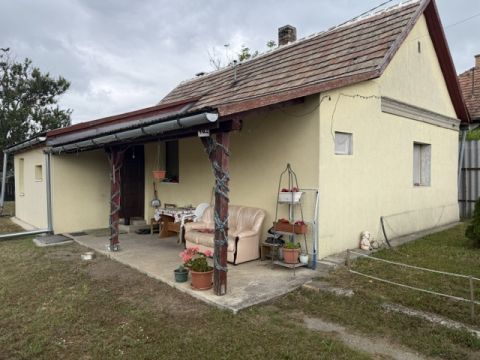 Eladó Ház 2212 Csévharaszt Kossuth Lajos utca