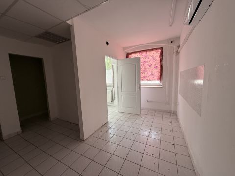 Kiadó Ipari 2536 Nyergesújfalu 