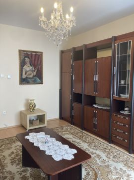 Kiadó Lakás 6000 Kecskemét Belvárosi bútorozott albérlet KIADÓ