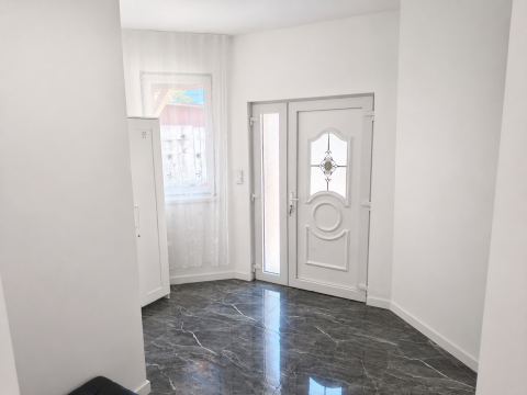 Eladó Ház 1181 Budapest 18. kerület Nappali + 2 hálós családi ház