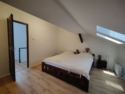 Eladó Lakás 1102 Budapest 10. kerület Kőbányán központi helyen egy remek kis lakás eladó!