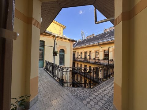 Eladó Lakás 1074 Budapest 7. kerület , Wesselényi utca