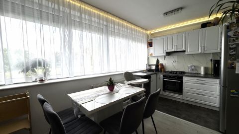 Eladó Lakás 4271 Mikepércs , Mikepércsen 3 szobás sorházi lakás ELADÓ!