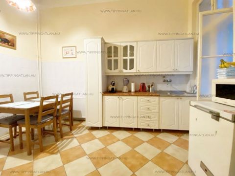 Kiadó Lakás 1066 Budapest 6. kerület 