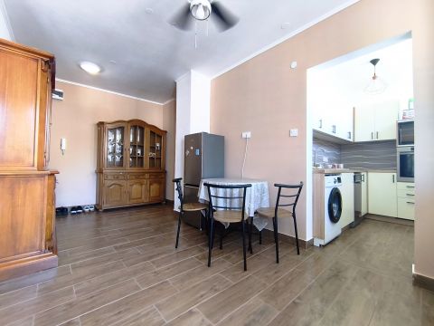 Eladó Lakás 7200 Dombóvár , Pannónia út