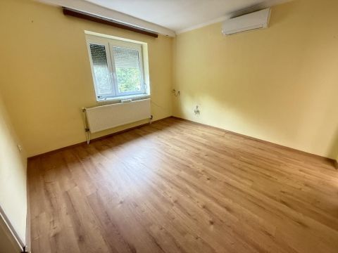 Eladó Ház 6060 Tiszakécske , 6060 Tiszakécske, Tiszakécske fő út