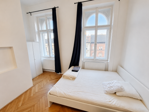 Kiadó Lakás 1073 Budapest 7. kerület 