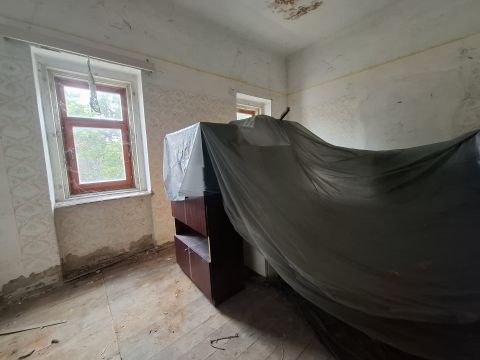 Eladó Ház 6100 Kiskunfélegyháza , Polgári 120 m2-es ház 4 szobával