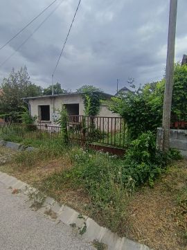 Eladó Ház 2213 Monorierdő , Központhoz közel