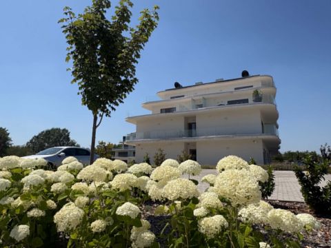 Eladó Lakás 6035 Ballószög , ÚJ és ENERGIATAKARÉKOS nagy erkélyes lakás!