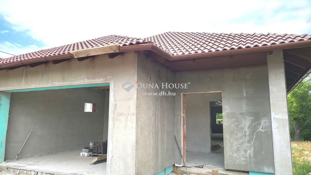 For sale House 2030 Érd, 