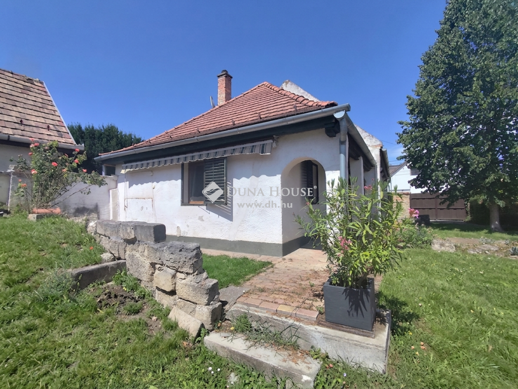 Eladó Ház 2072 Zsámbék, 