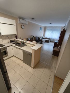 Eladó Lakás 1039 Budapest 3. kerület , 3 SZOBÁS, SZUPER LAKÁS