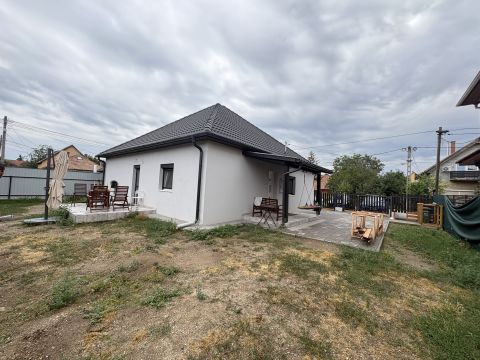 Eladó Ház 2220 Vecsés , Halmi telep