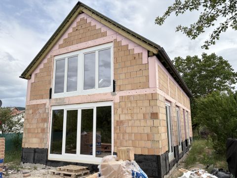 Eladó Ház 2500 Esztergom Csenkei út