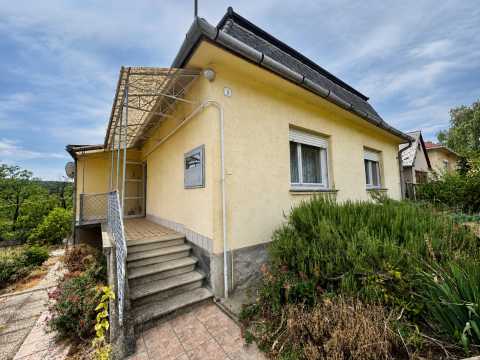 Eladó Ház 2521 Csolnok 