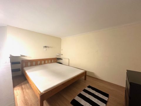 Kiadó Lakás 1081 Budapest 8. kerület 3 külön nyíló hálós, bútorozott, gépesített lakás kiadó