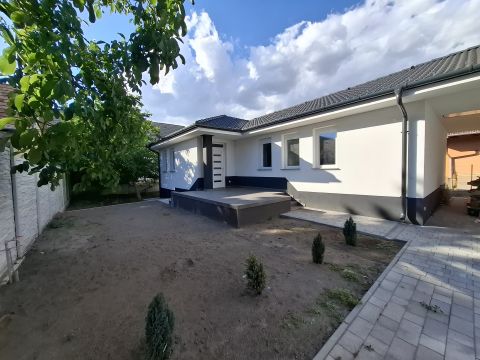 Eladó Ház 2360 Gyál , Új építésű, nappali + 3 szobás ház