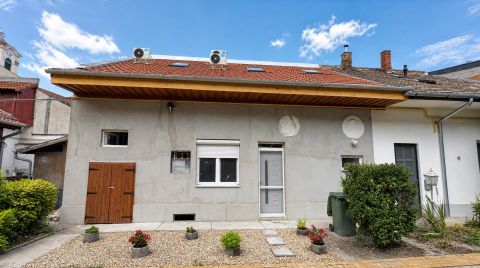 Eladó Lakás 2600 Vác 