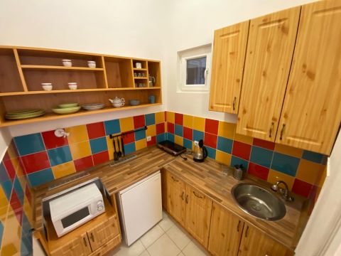 Eladó Lakás 1077 Budapest 7. kerület , 3 teljes értékű stúdió a VI. kerületben