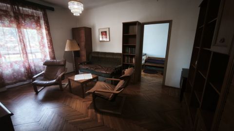 Eladó Lakás 6000 Kecskemét 