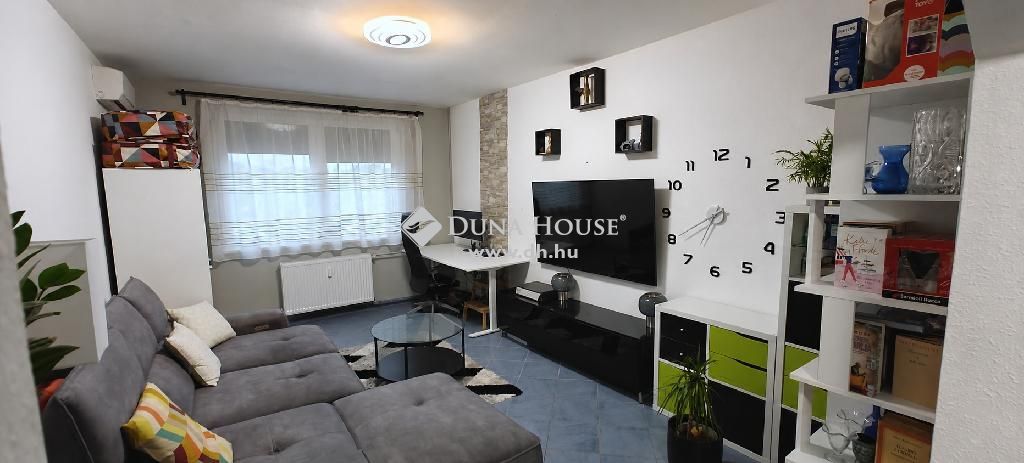 1048 Budapest 4. kerület , 1048 Budapest 4, Bőrfestő utca — 1/22