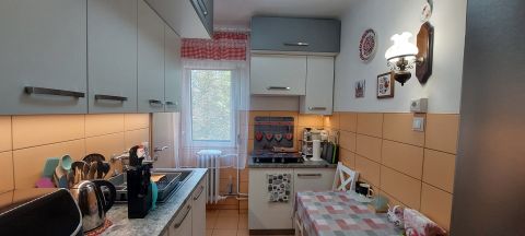 Eladó Lakás 2800 Tatabánya 