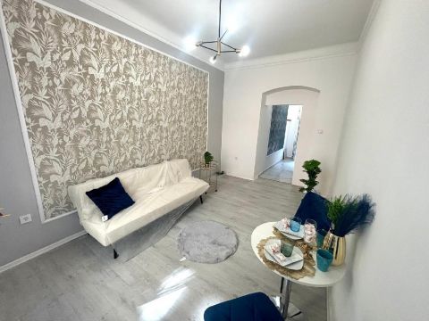 Eladó Lakás 1074 Budapest 7. kerület , 1074 Budapest 7, Almássy tér