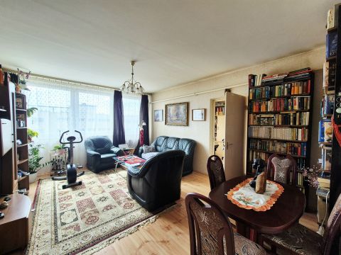 Eladó Lakás 1144 Budapest 14. kerület , ÖRS VEZÉR TERE közelében 3 szobás, ERKÉLYES, PANORÁMÁS lakás