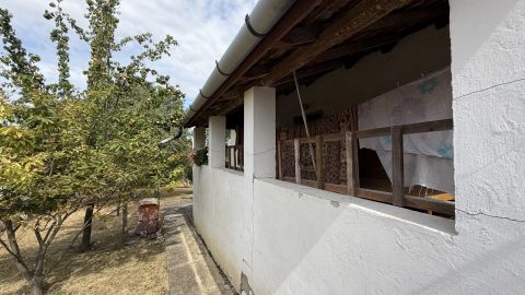 Eladó Ház 1171 Budapest 17. kerület Önálló családi ház kertvárosi környezetben, Szárazhegyen