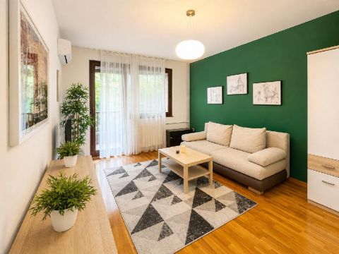 Eladó Lakás 1082 Budapest 8. kerület , 1082 Budapest 8, Corvin-negyed