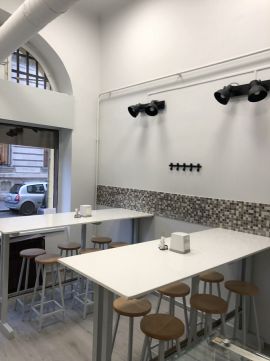 Kiadó Üzlethelyiség 1062 Budapest 6. kerület 