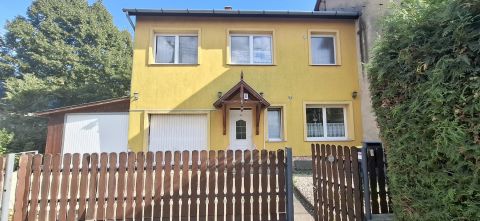 Eladó Ház 8172 Balatonakarattya 