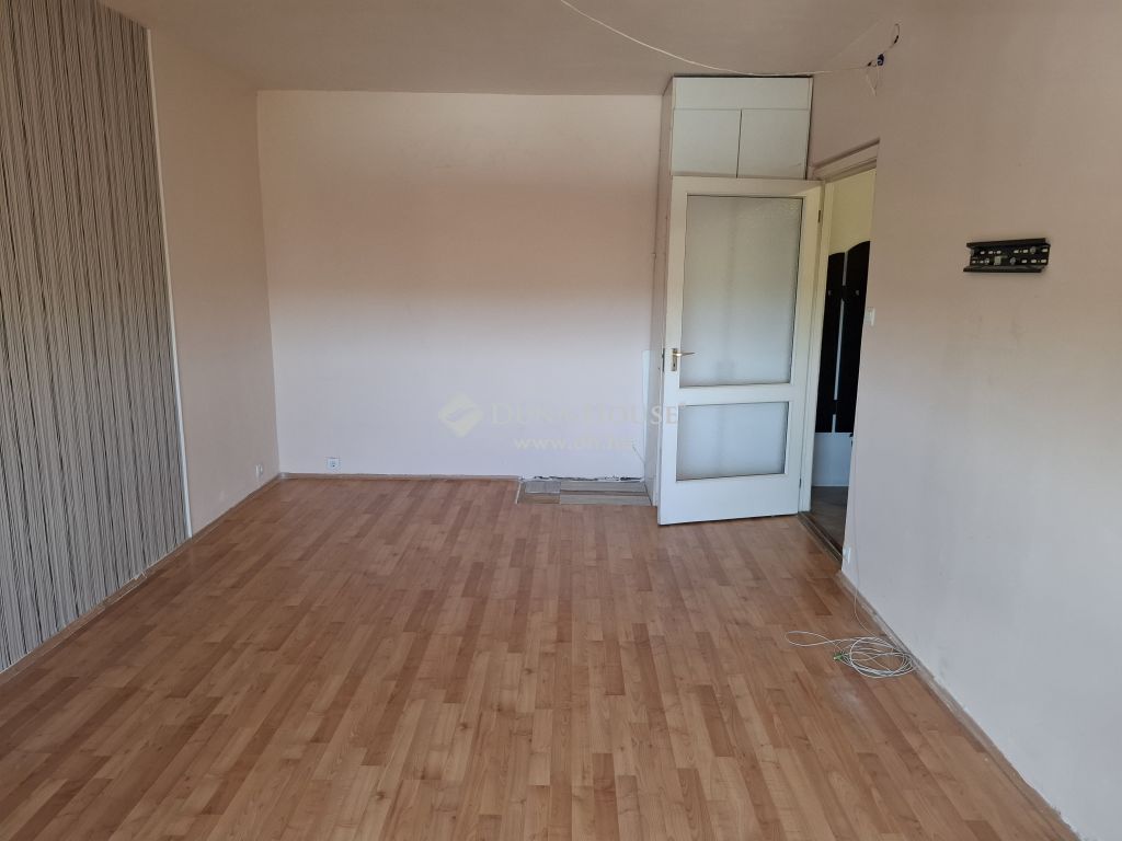Kiadó Lakás, 1048 Budapest 4. kerület , Káposztásmegyer kedvelt részén egy szobás lakás