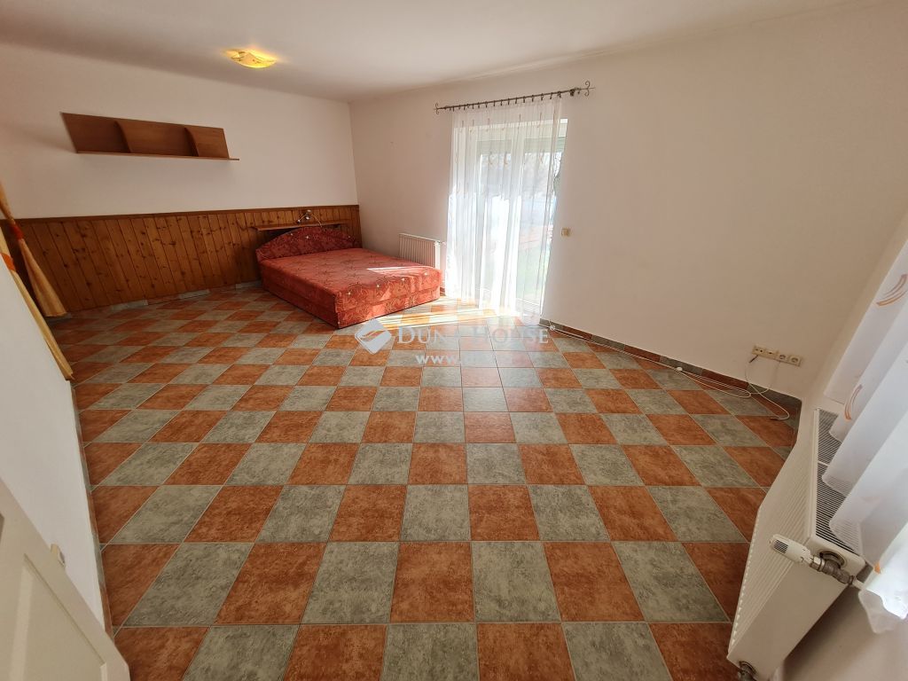 Kiadó Lakás, 8184 Balatonfűzfő