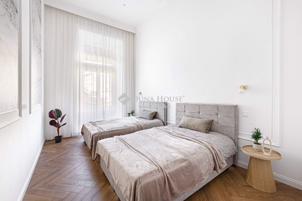 Kiadó Lakás, 1065 Budapest 6. kerület , Nappali 2 hálós 2 fürdős luxuslakás kiadó a Parlamentnél