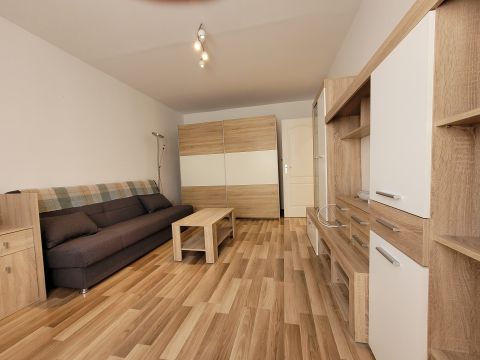 Eladó Lakás 7624 Pécs 