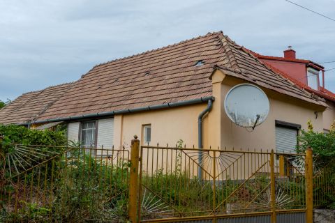 Eladó Ház 8056 Bakonycsernye 