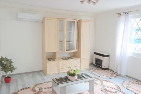 Eladó Ház 1205 Budapest 20. kerület , Nyári Pál utca melletti felújított, körbejárható, klímás ház