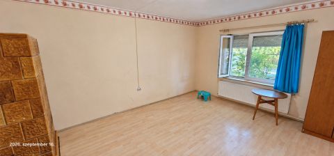 Eladó Lakás 2500 Esztergom 